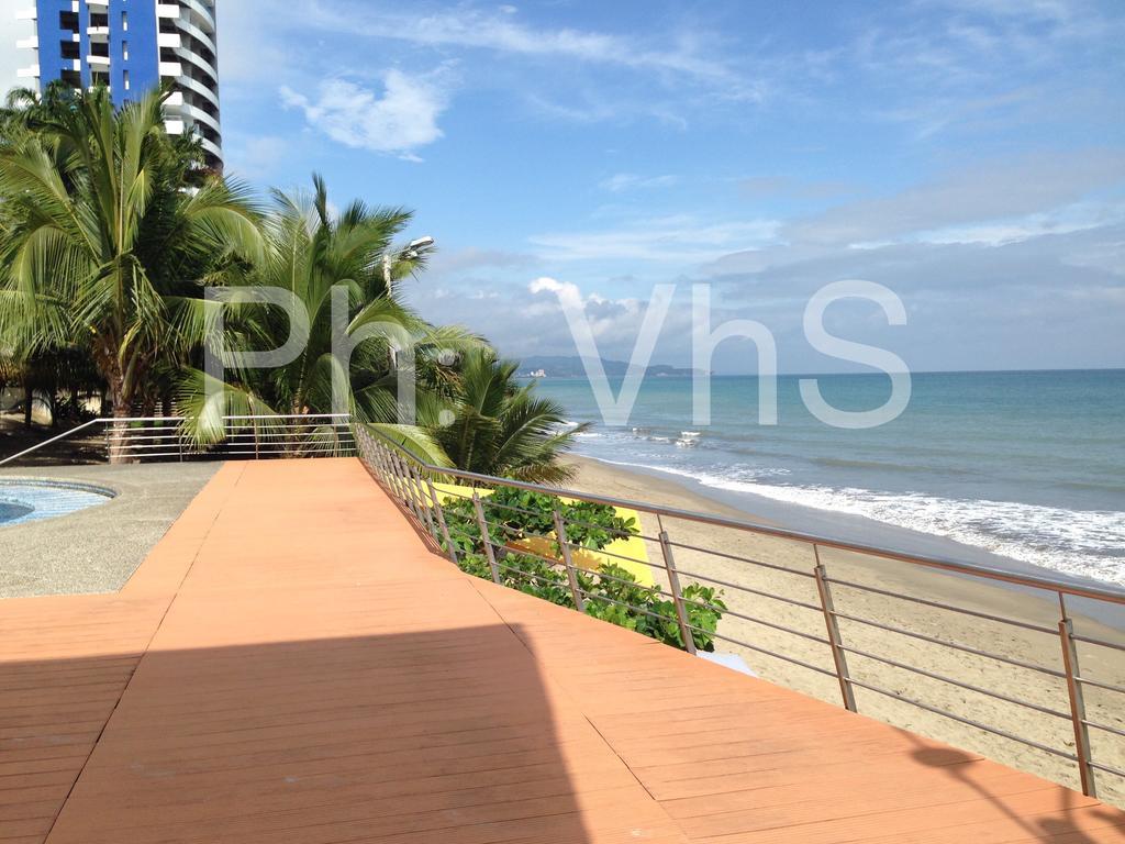 Resort Playa Azul Departamentos Frente Al Mar Тонсупа Экстерьер фото