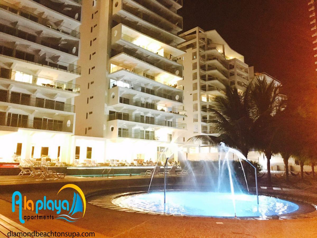 Resort Playa Azul Departamentos Frente Al Mar Тонсупа Экстерьер фото